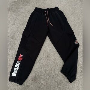 Jordan cargo pocket sweatpants, men’s medium, black
